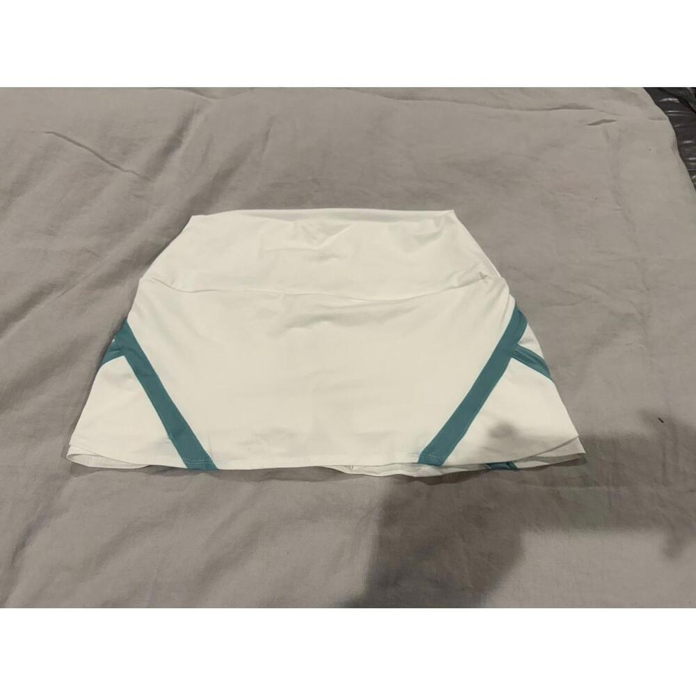K-Swiss Tennis Skirt NWT Size XL